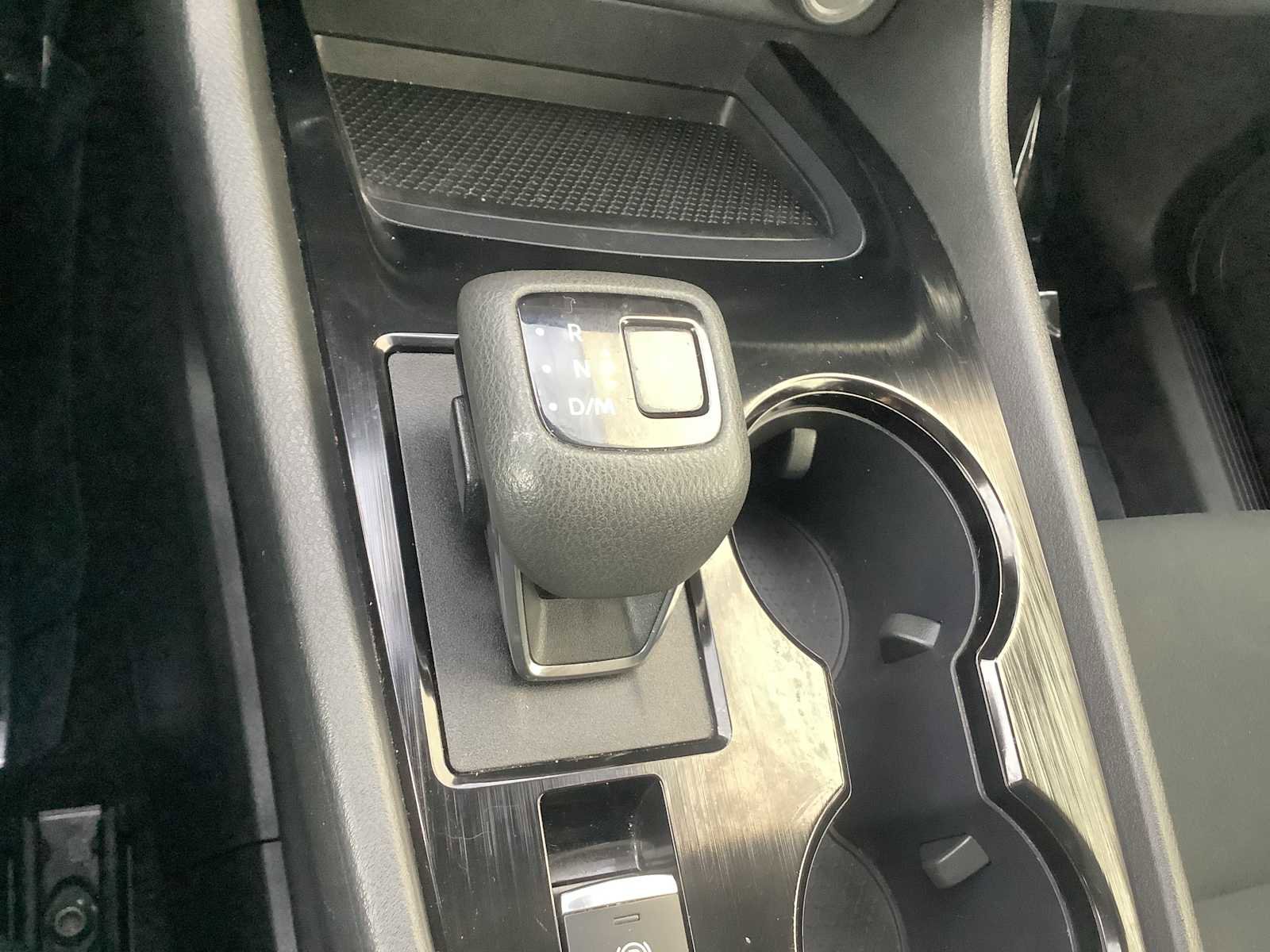 Used 2023 Nissan Rogue S image 17