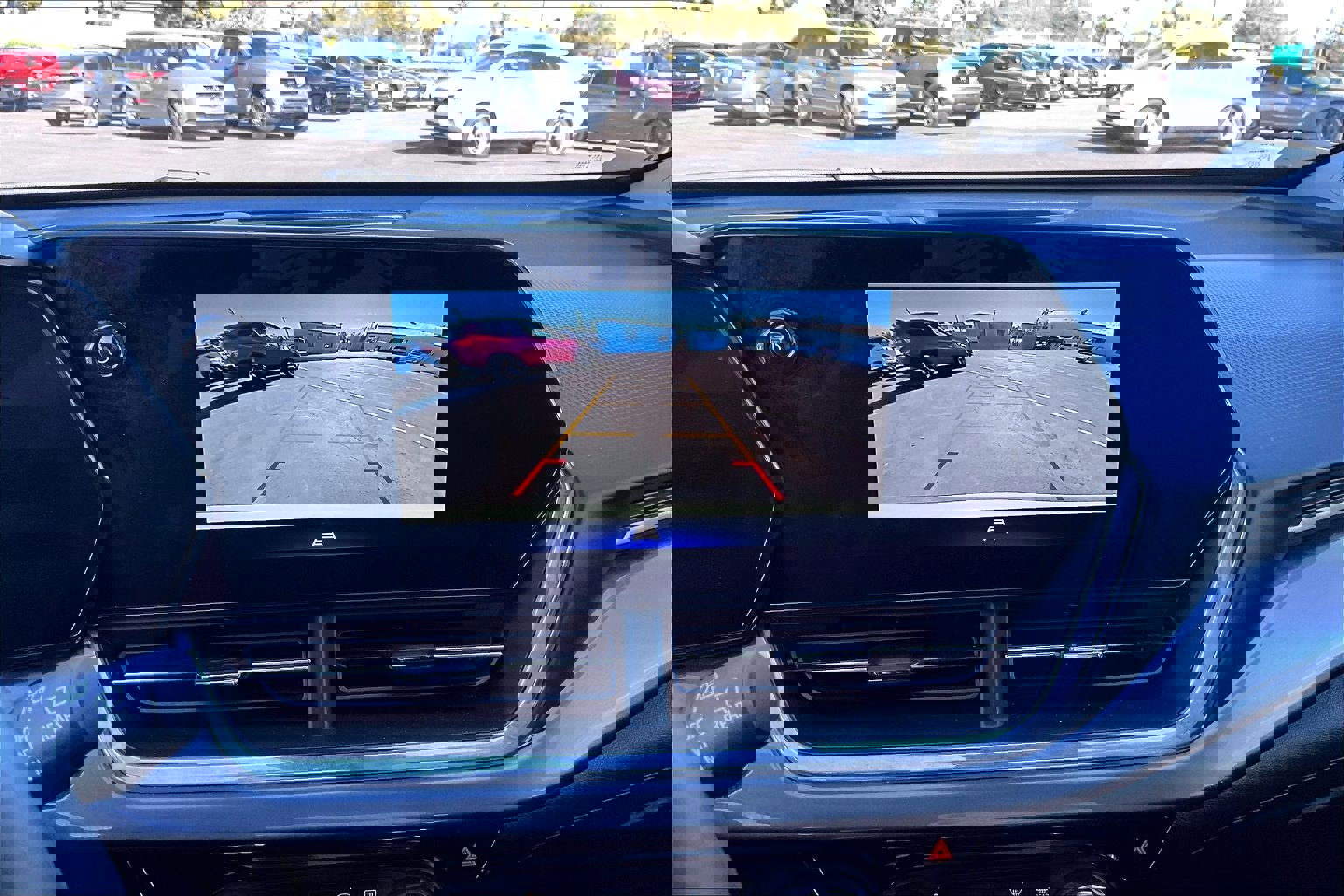 Used 2025 Chevrolet Trax ACTIV w/ Driver Confidence Package image 20