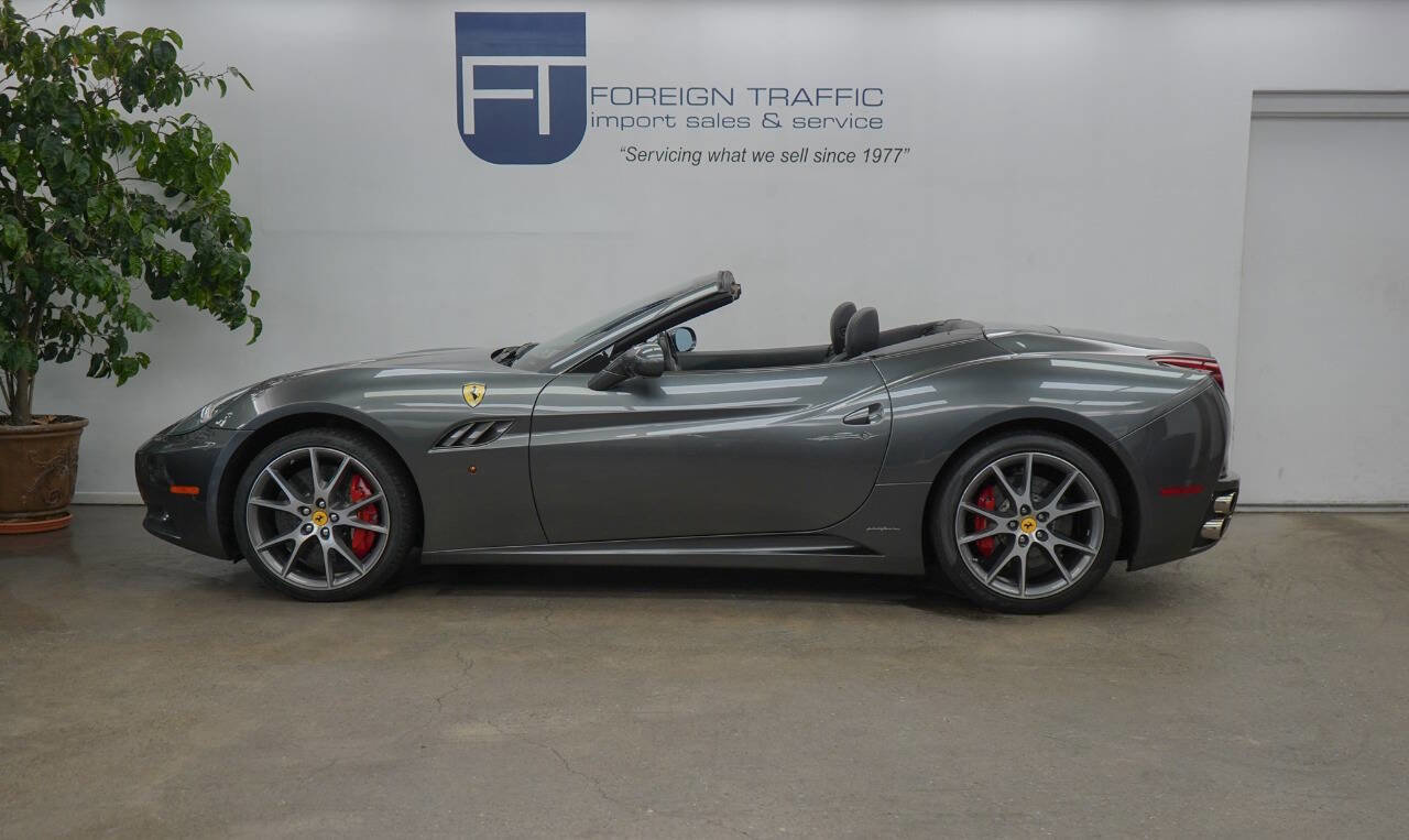 Used 2011 Ferrari California Base 2dr Convertible image 6