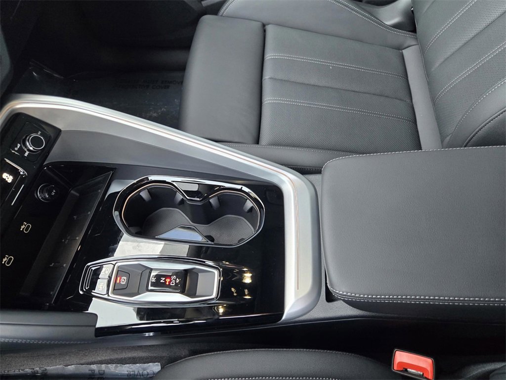 New 2025 Audi Q5 2.0T Premium Plus image 24