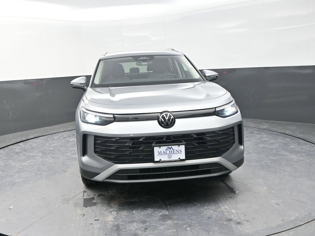 New 2026 Volkswagen Tiguan S AWD/4WD image 2