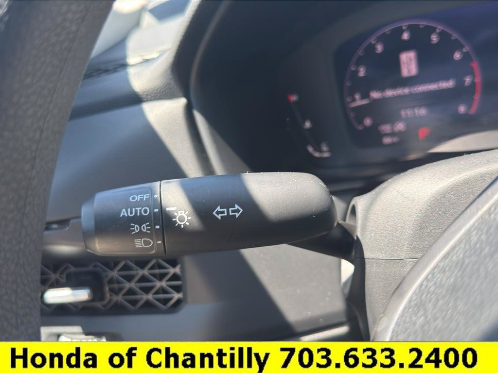 Used 2025 Honda Accord SE image 10