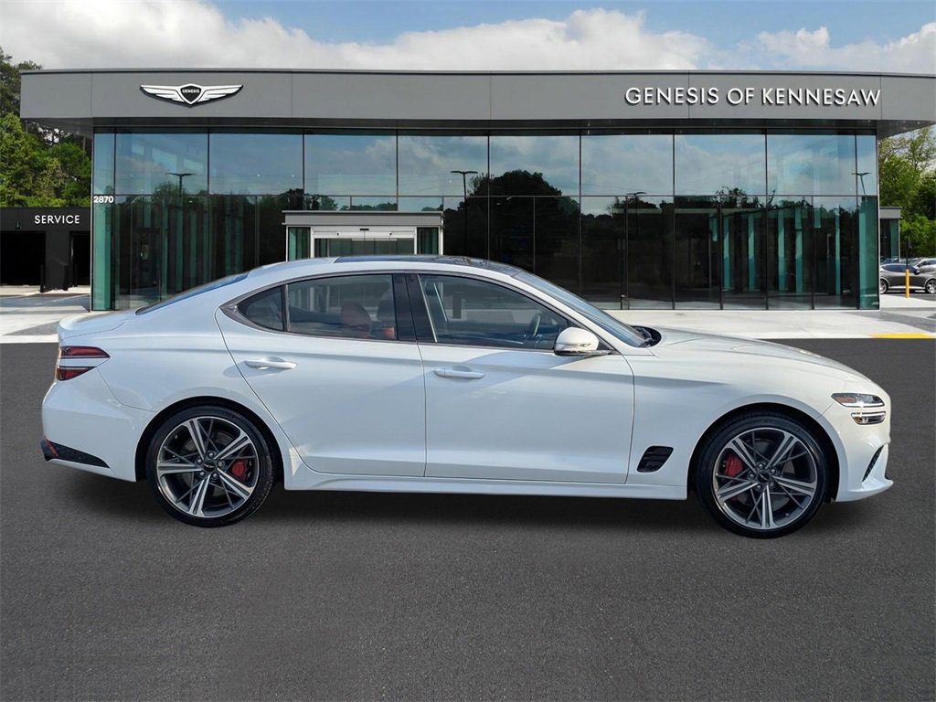 Used 2025 Genesis G70 3.3T Advanced image 8