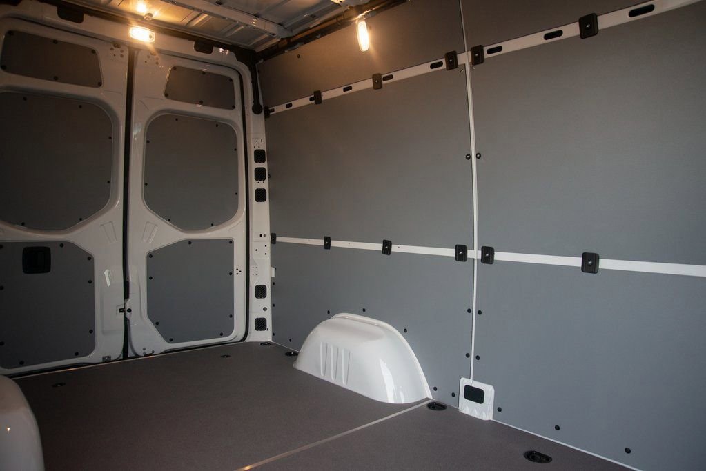 Used 2025 Mercedes-Benz Sprinter 2500 image 42