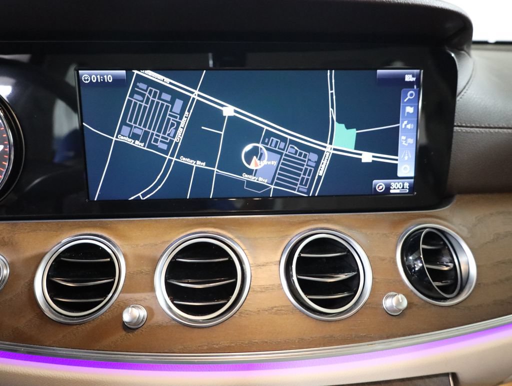 Certified 2018 Mercedes-Benz E 400 4MATIC Sedan image 18