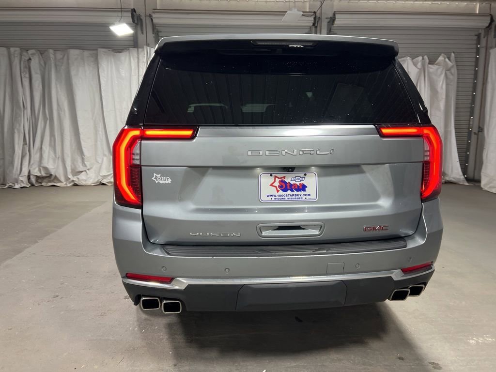 Used 2025 GMC Yukon XL Denali image 6