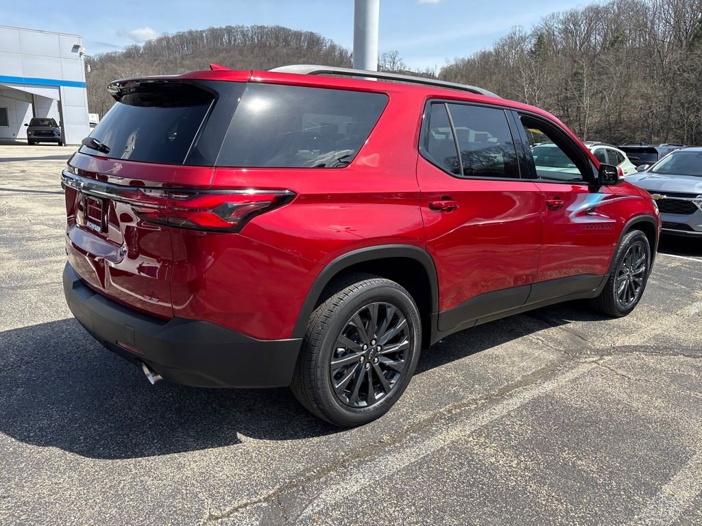 Certified 2023 Chevrolet Traverse RS w/ LPO, Floor Liner Package AWD/4WD image 10