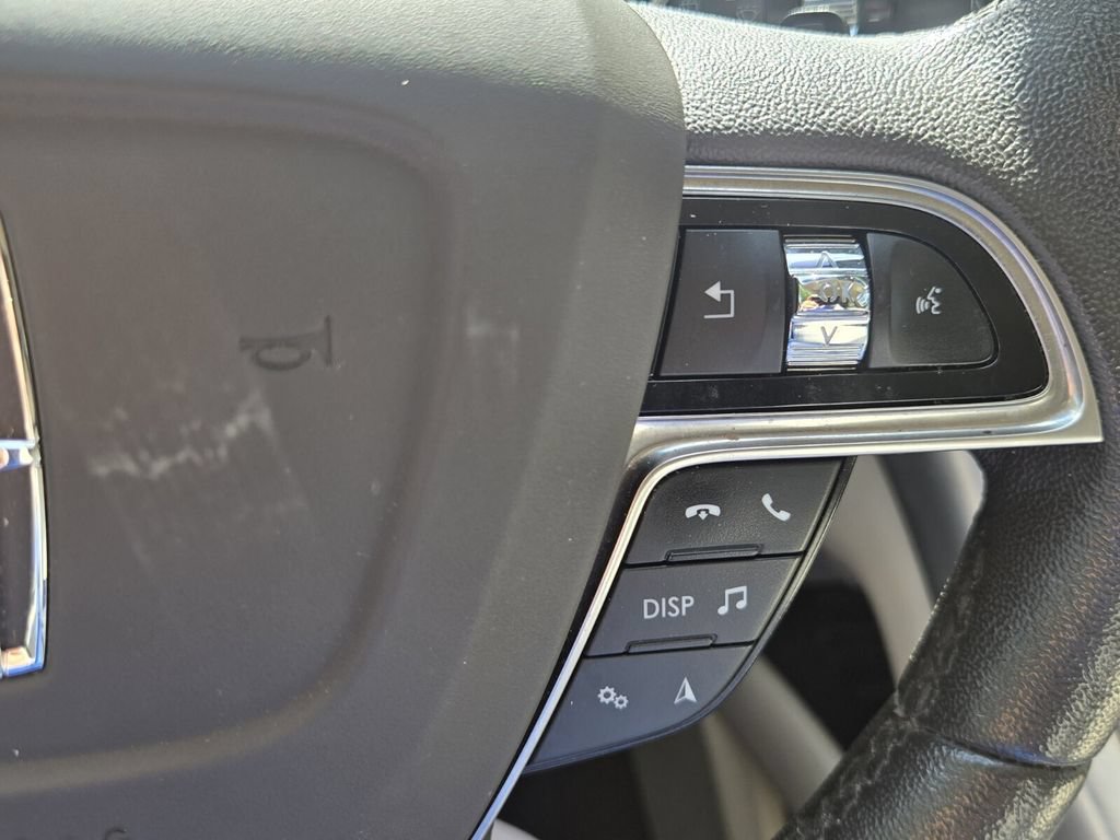 Used 2019 Lincoln Nautilus FWD image 24
