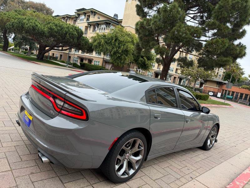 Used 2017 Dodge Charger R/T w/ Navigation & Travel Group RWD image 27