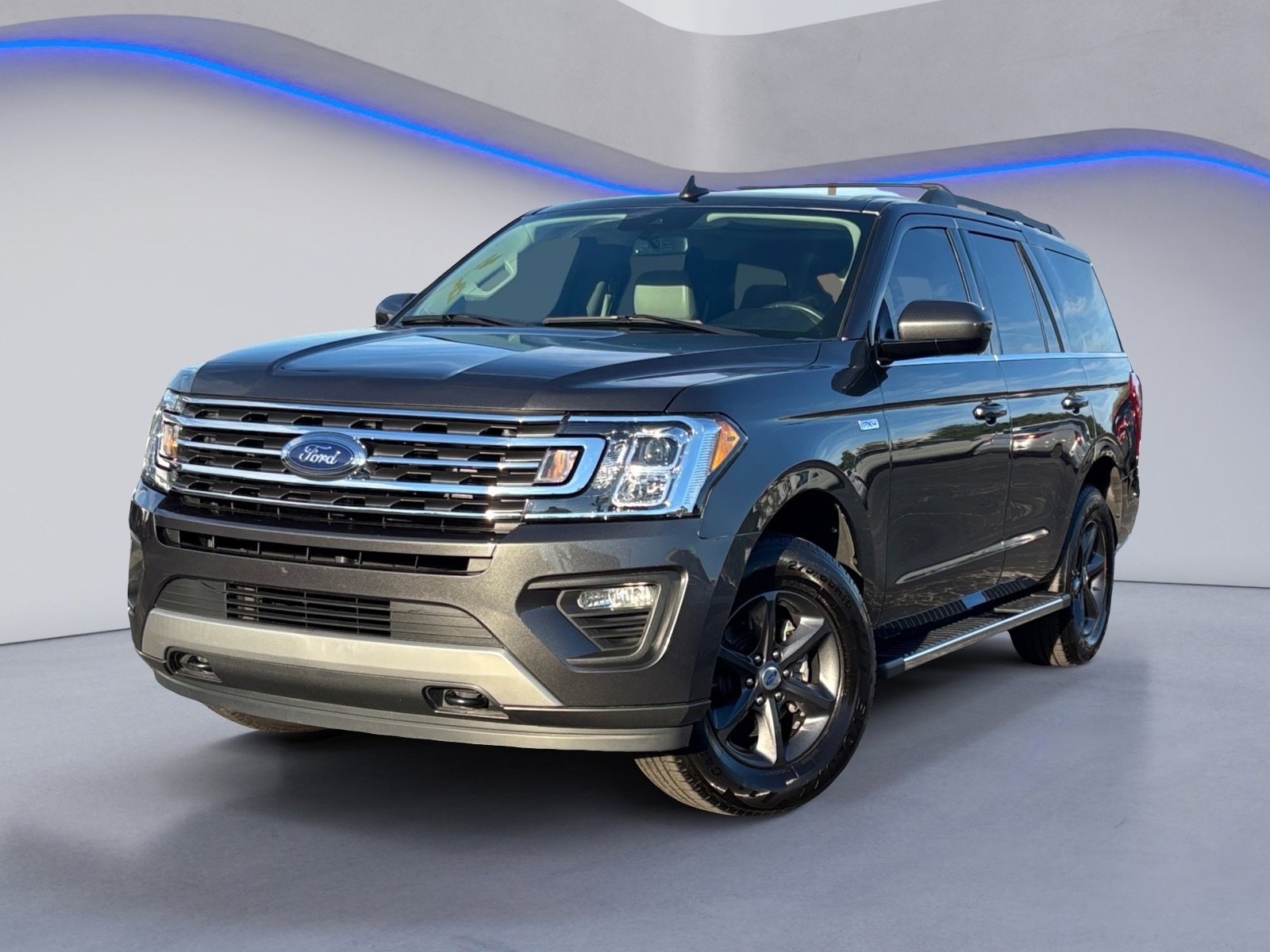 Used 2021 Ford Expedition XLT w/ FX4 Off-Road Package image 2