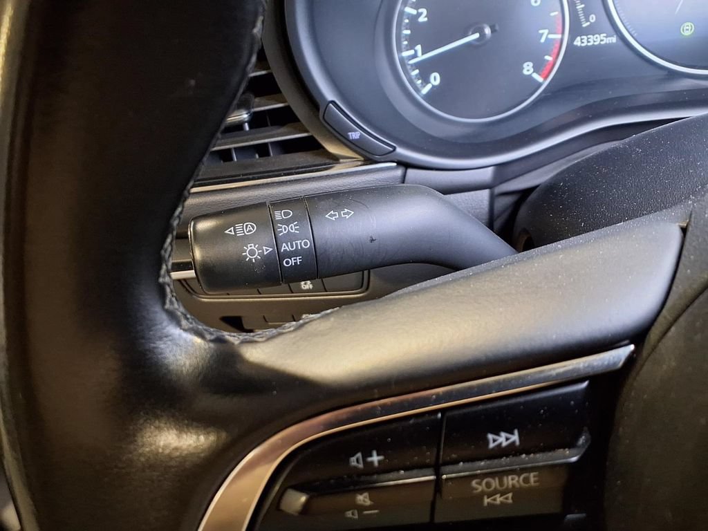 Used 2025 MAZDA MAZDA3 s FWD image 12