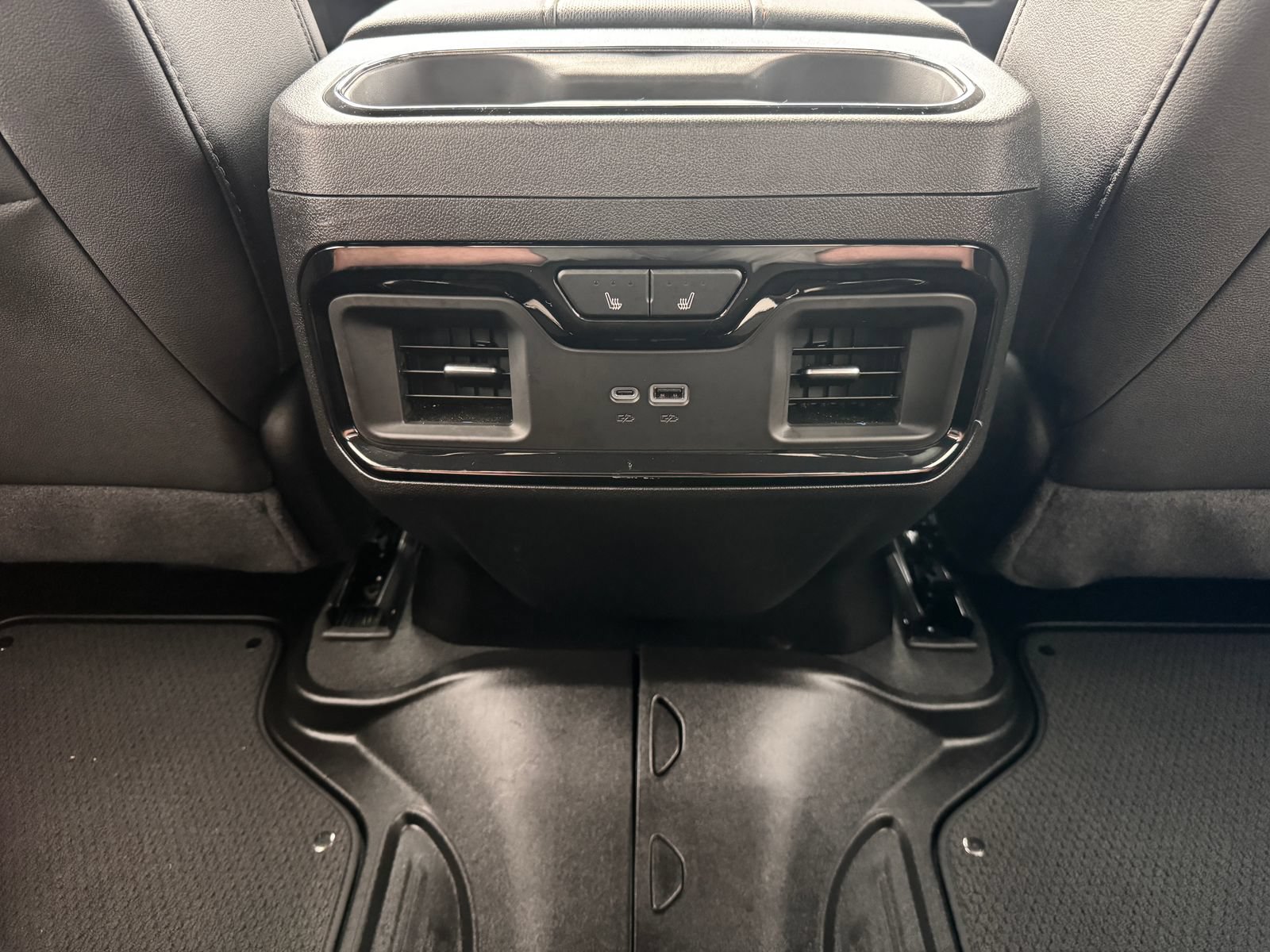 Used 2025 GMC Sierra 1500 AT4 AWD/4WD image 31