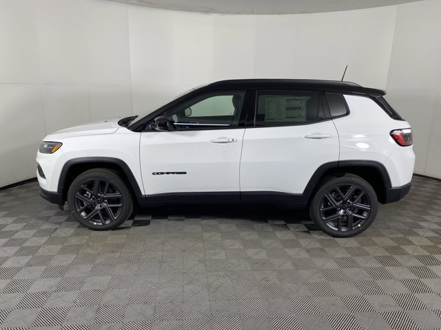 New 2026 Jeep Compass Limited w/ Sun, Sound & Navigation Group AWD/4WD image 12