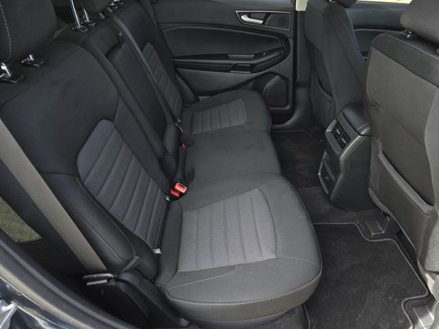 Used 2024 Ford Edge SE image 30