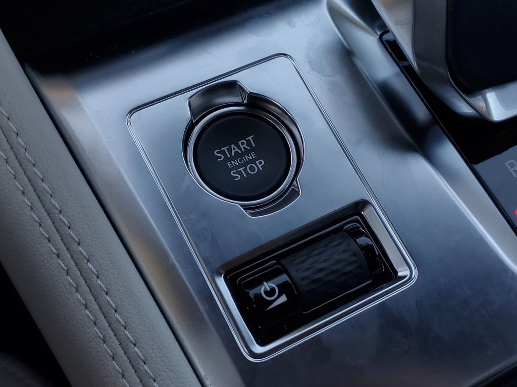 New 2026 Jaguar F-PACE R-Dynamic S image 21