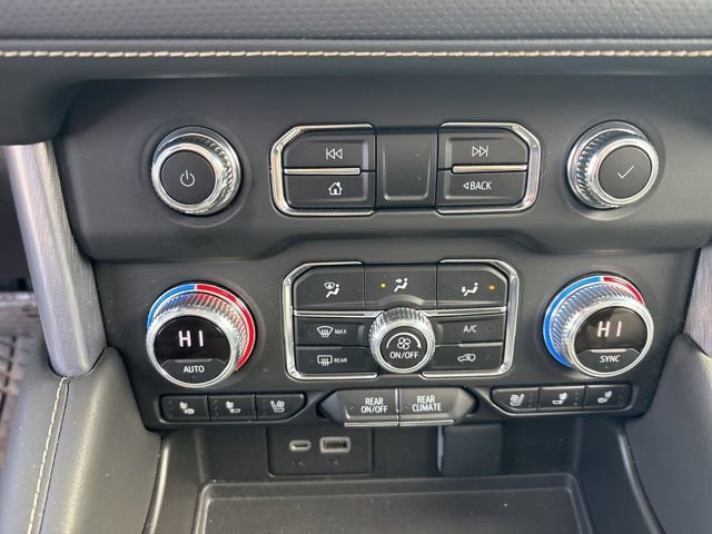 Used 2023 GMC Yukon SLT image 26