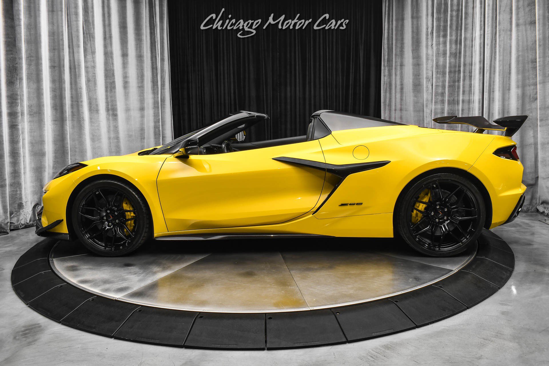 Used 2025 Chevrolet Corvette Z06 w/ Stealth Interior Trim Package image 34