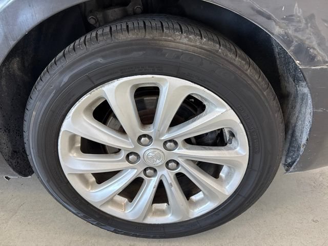 Used 2015 Buick LaCrosse Leather w/ Experience Buick Package FWD image 9