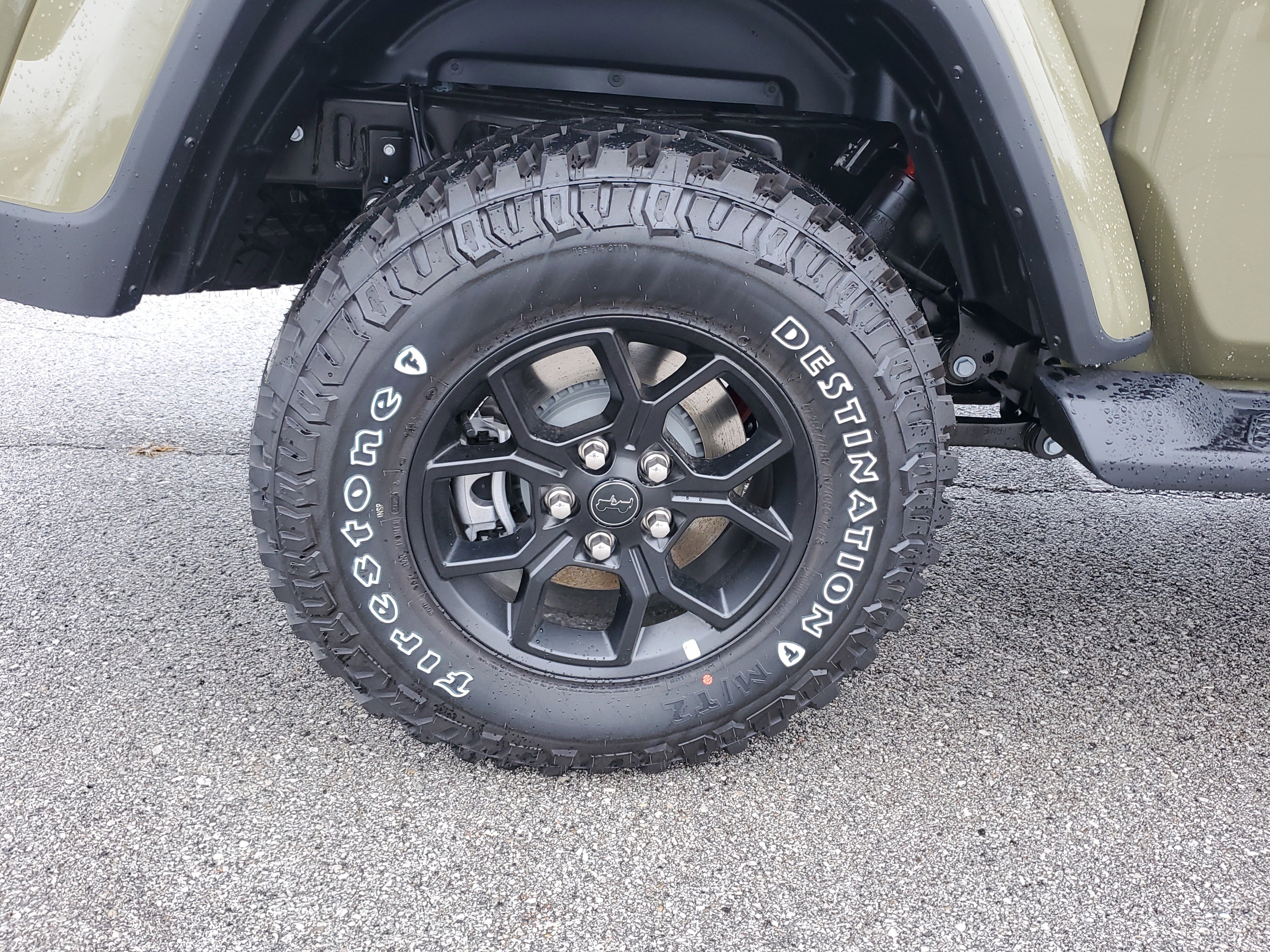 New 2025 Jeep Gladiator Sport image 5