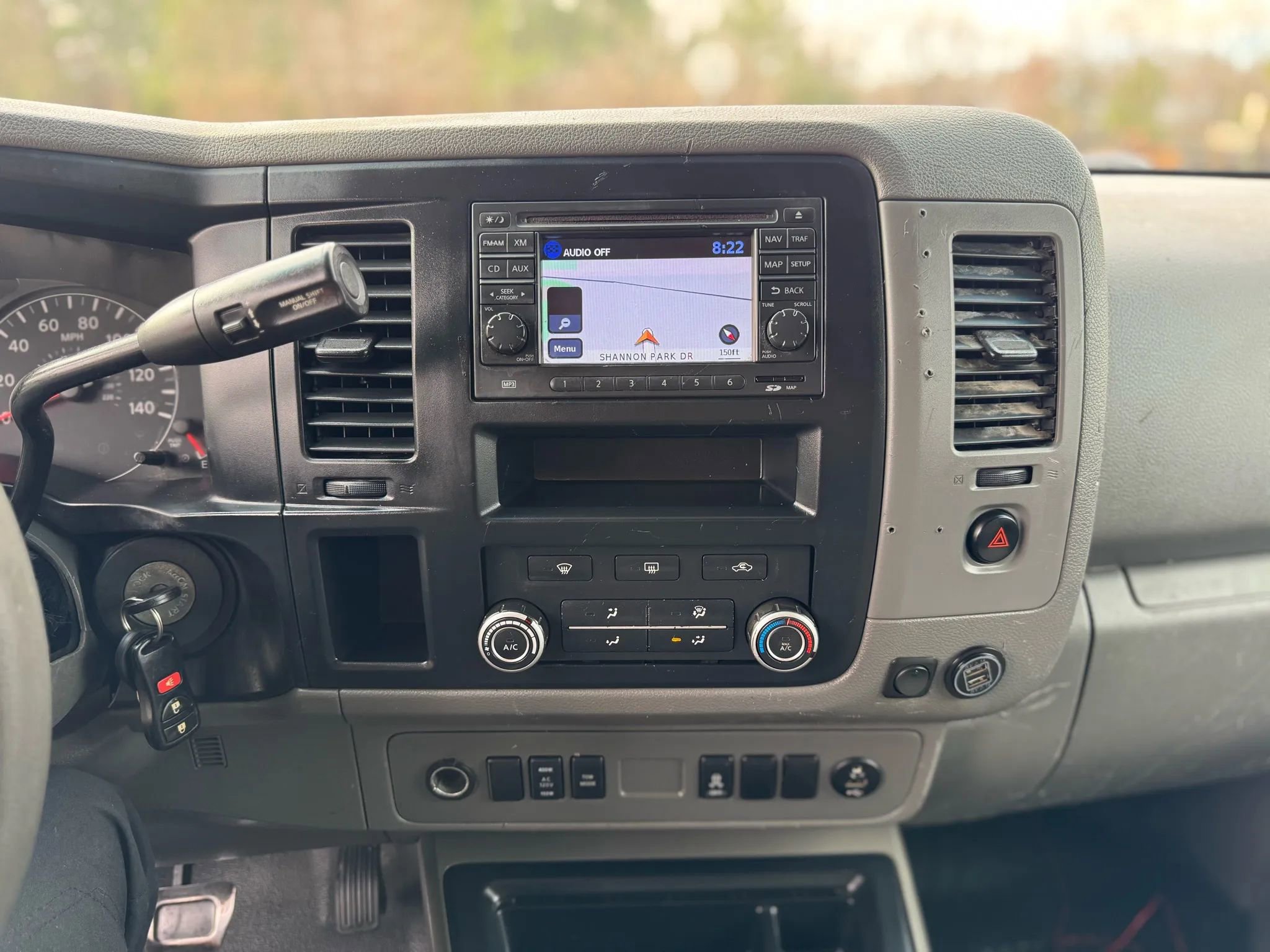 Used 2014 Nissan NV 3500 SV w/ Technology Package image 14