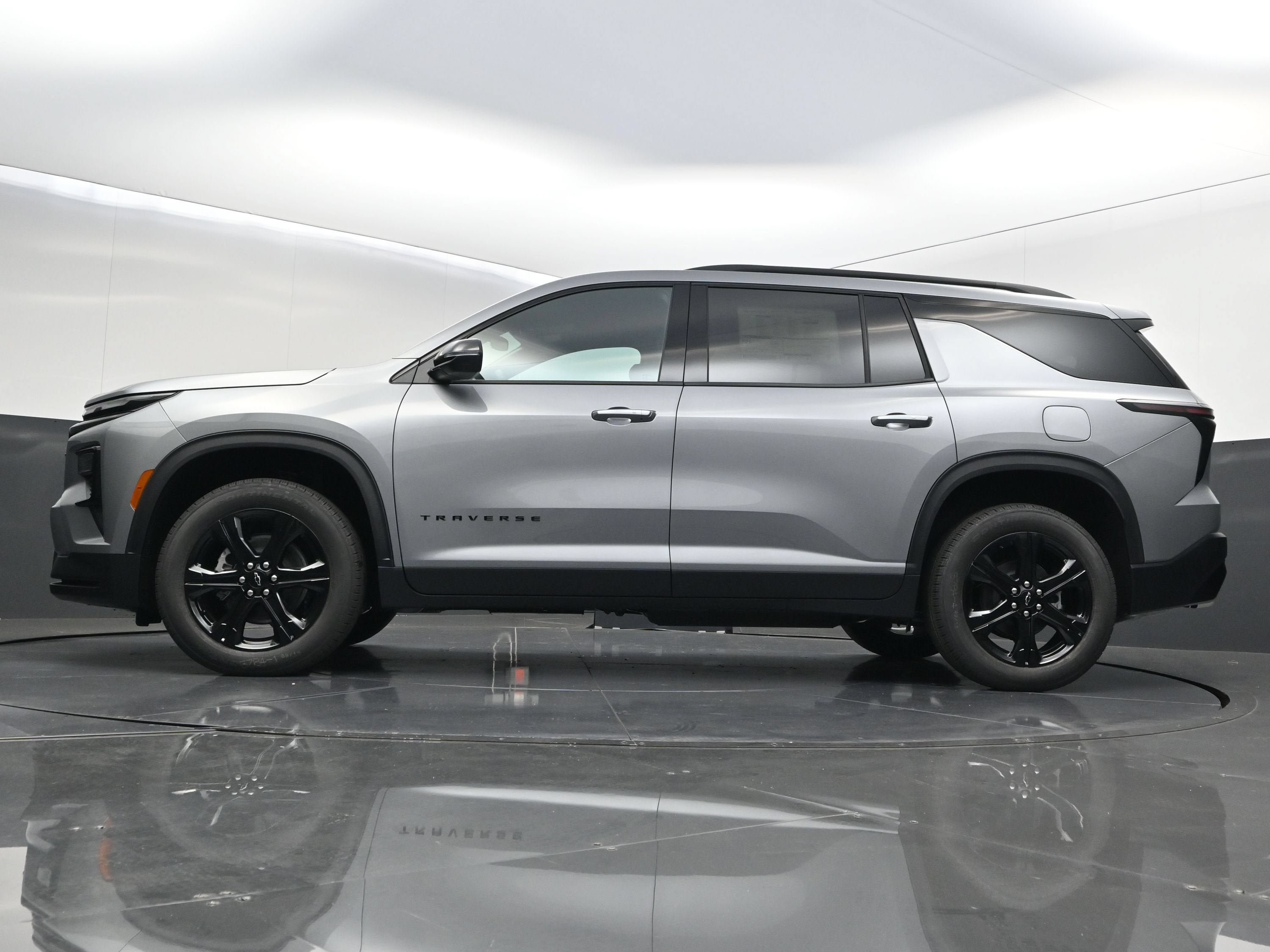 New 2027 Chevrolet Traverse LT w/ Midnight/Sport Edition AWD/4WD image 42