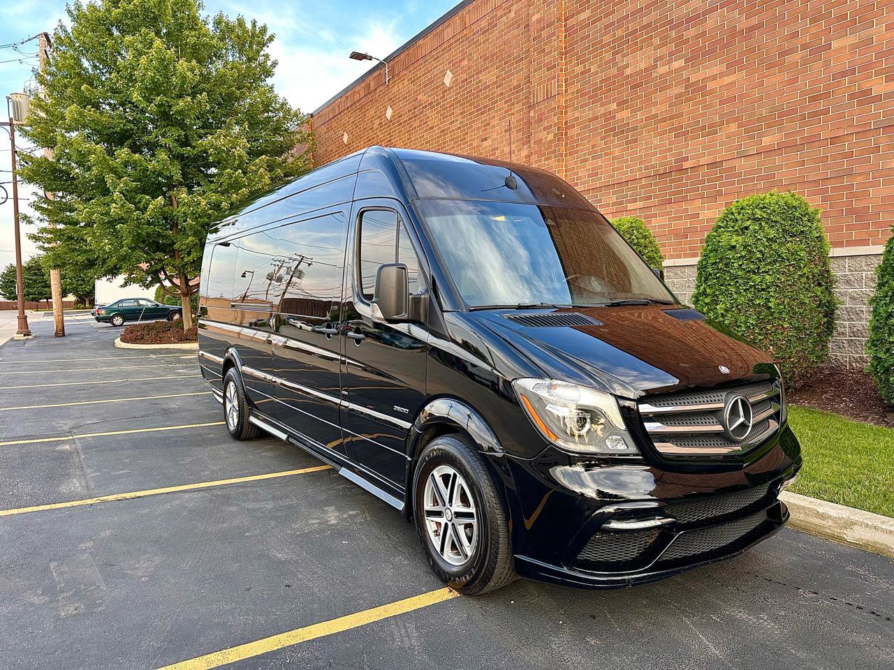 Used 2015 Mercedes-Benz Sprinter 2500 w/ Active Safety Plus Package image 24