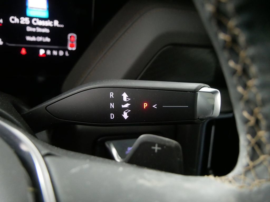 Used 2025 GMC Yukon AT4 image 28