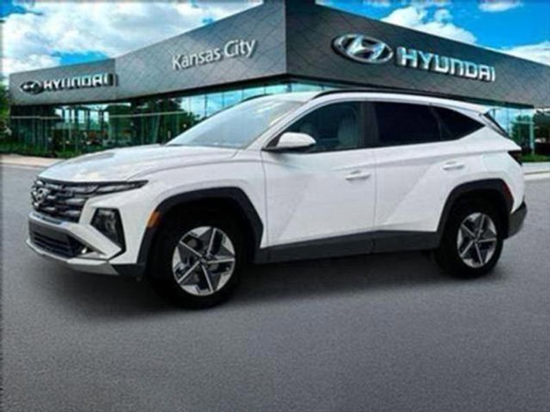 Used 2025 Hyundai Tucson SEL image 8