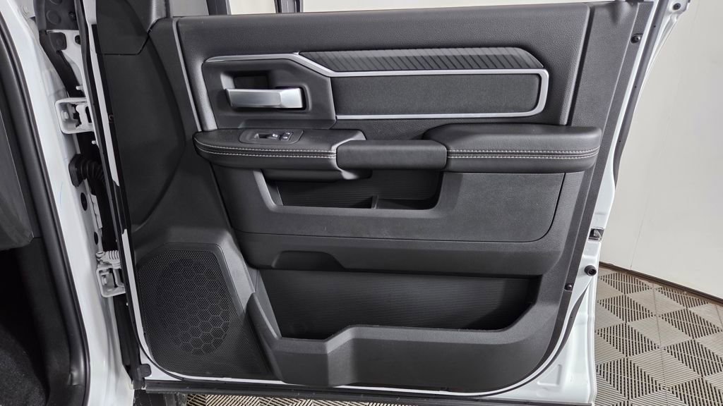 New 2025 RAM 2500 Big Horn image 32
