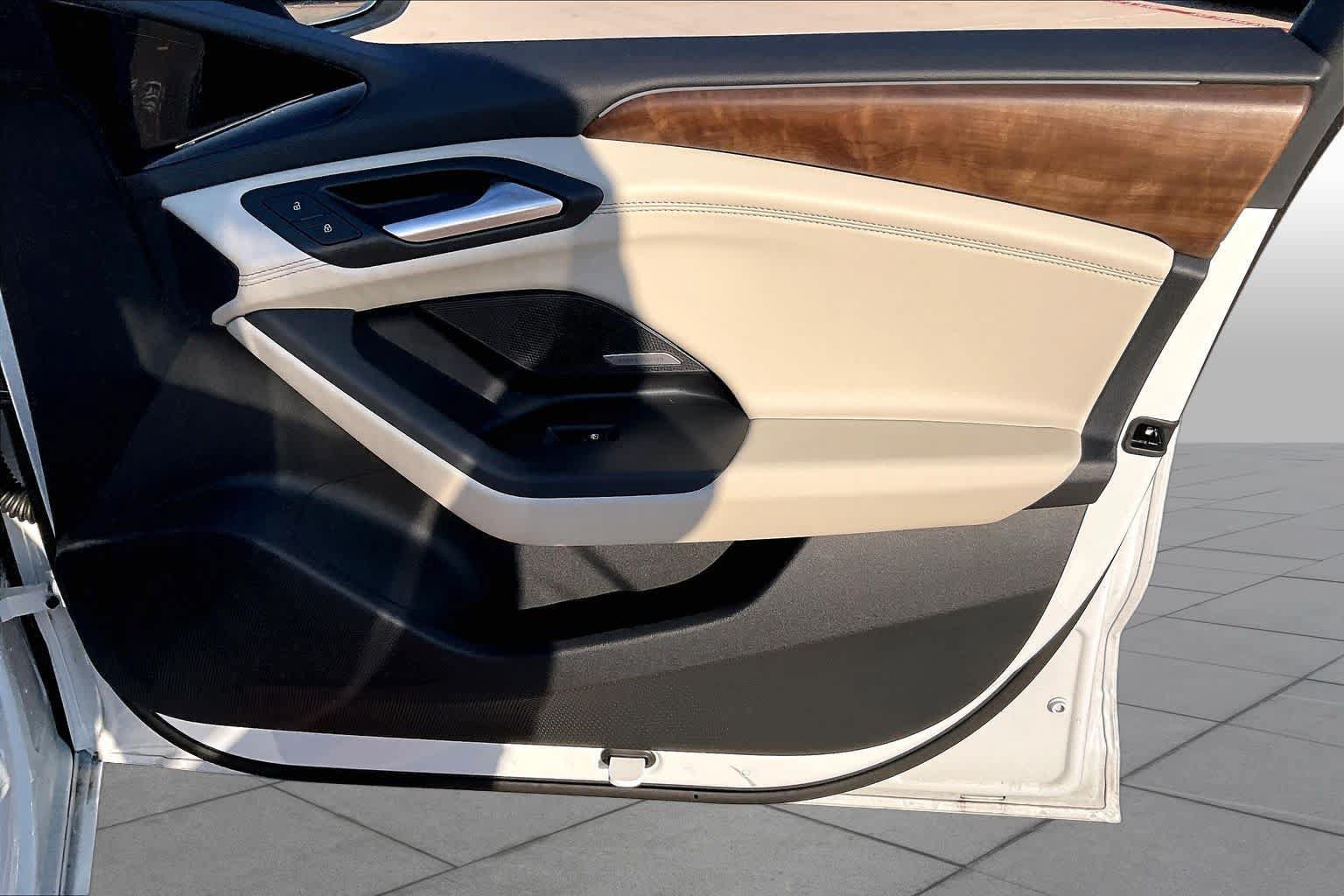 New 2025 Audi A6 e-tron Premium Plus w/ Premium Plus RWD image 21