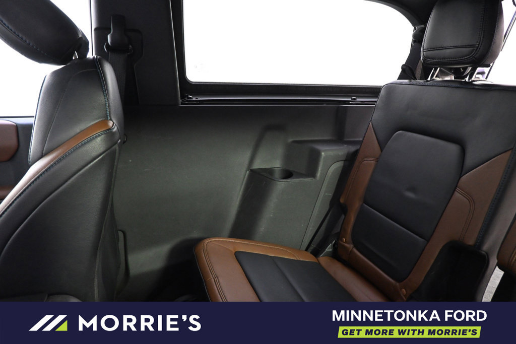 Used 2023 Ford Bronco Outer Banks w/ Sasquatch Package AWD/4WD image 18