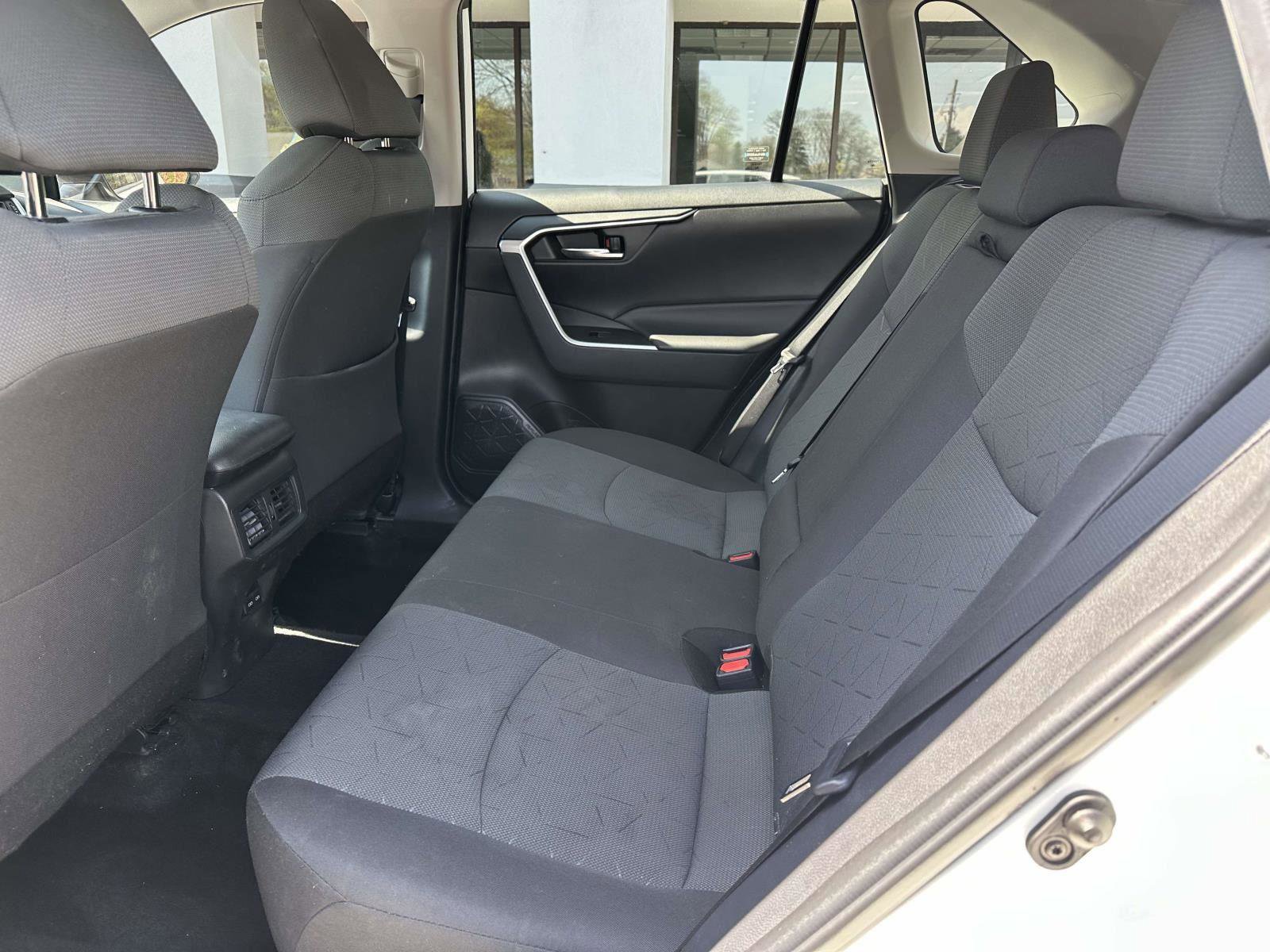 Certified 2022 Toyota RAV4 XLE image 16