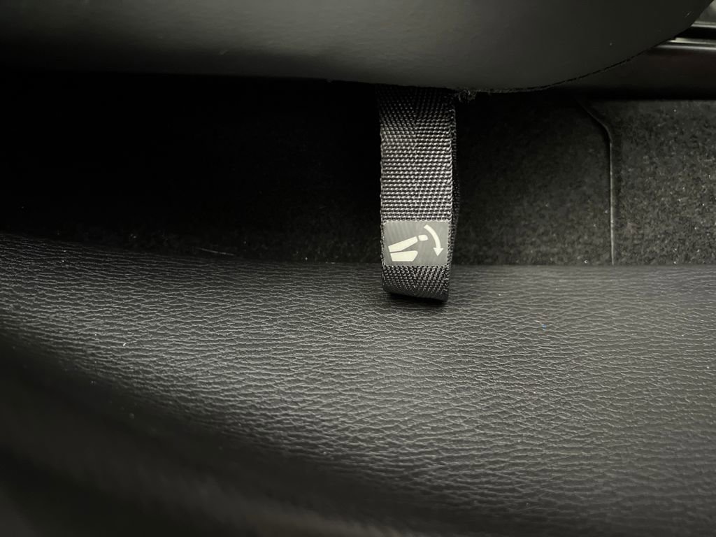 Used 2025 Mitsubishi Outlander SE AWD/4WD image 19