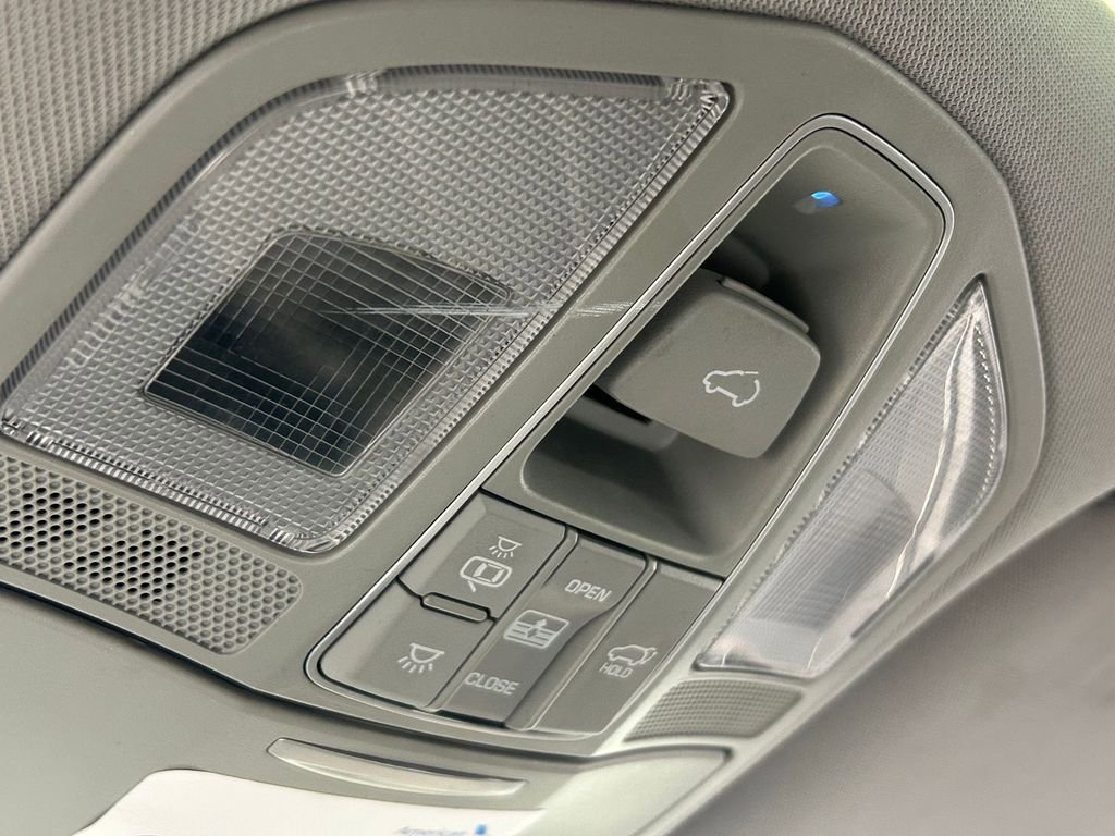 Used 2018 Hyundai Santa Fe Sport w/ 2.4L Tech Package 04 image 30