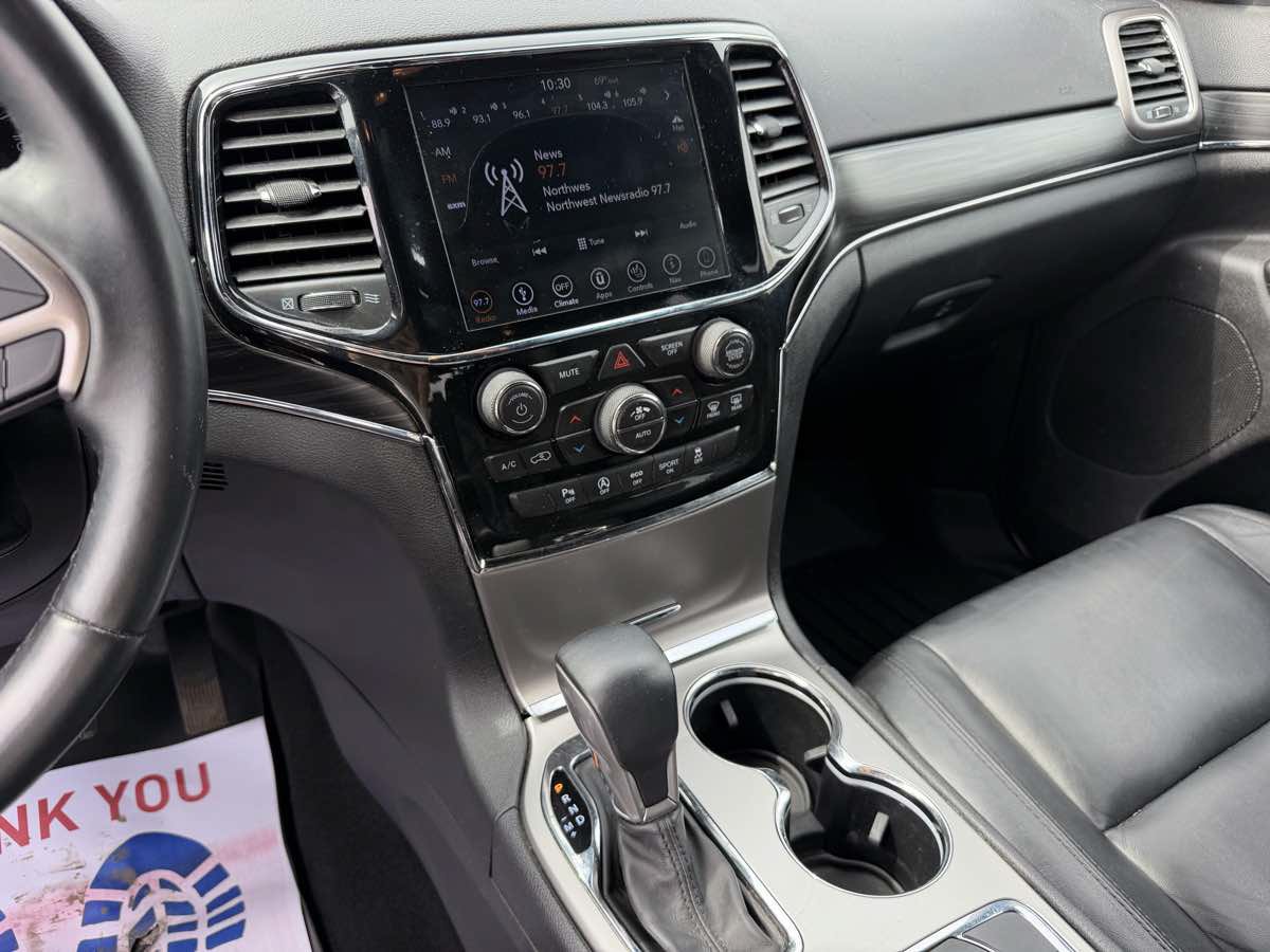 Used 2019 Jeep Grand Cherokee Limited AWD/4WD image 20