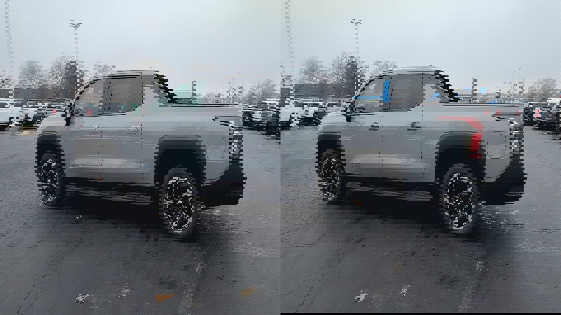 New 2026 Chevrolet Silverado EV LT image 40