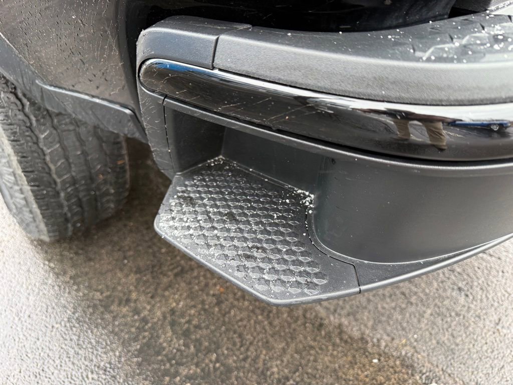 Used 2023 GMC Canyon Elevation w/ Convenience Package image 25