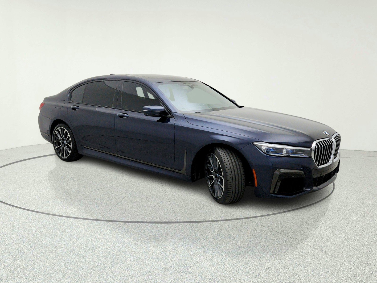 Used 2020 BMW 750i xDrive w/ Executive Package AWD/4WD image 5