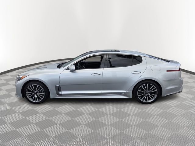 Used 2018 Kia Stinger Premium image 4