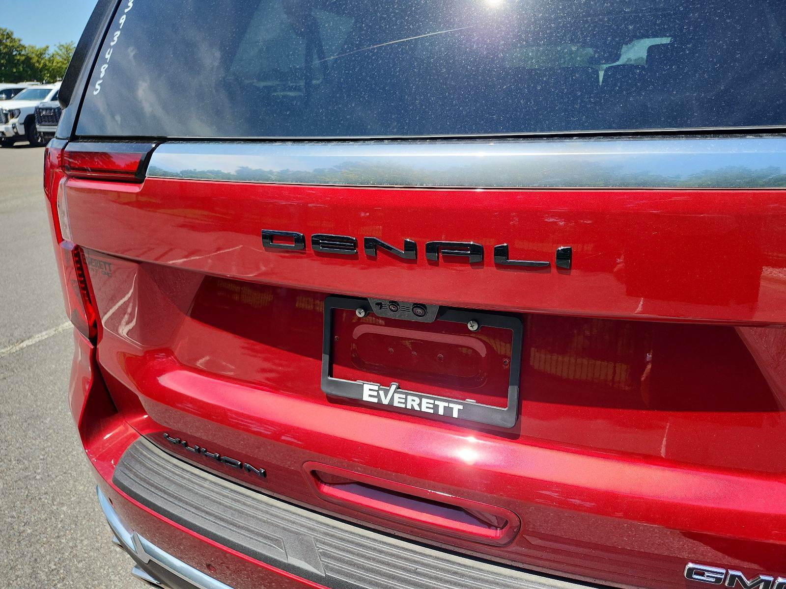 New 2026 GMC Yukon XL Denali w/ Denali Reserve Package AWD/4WD image 4
