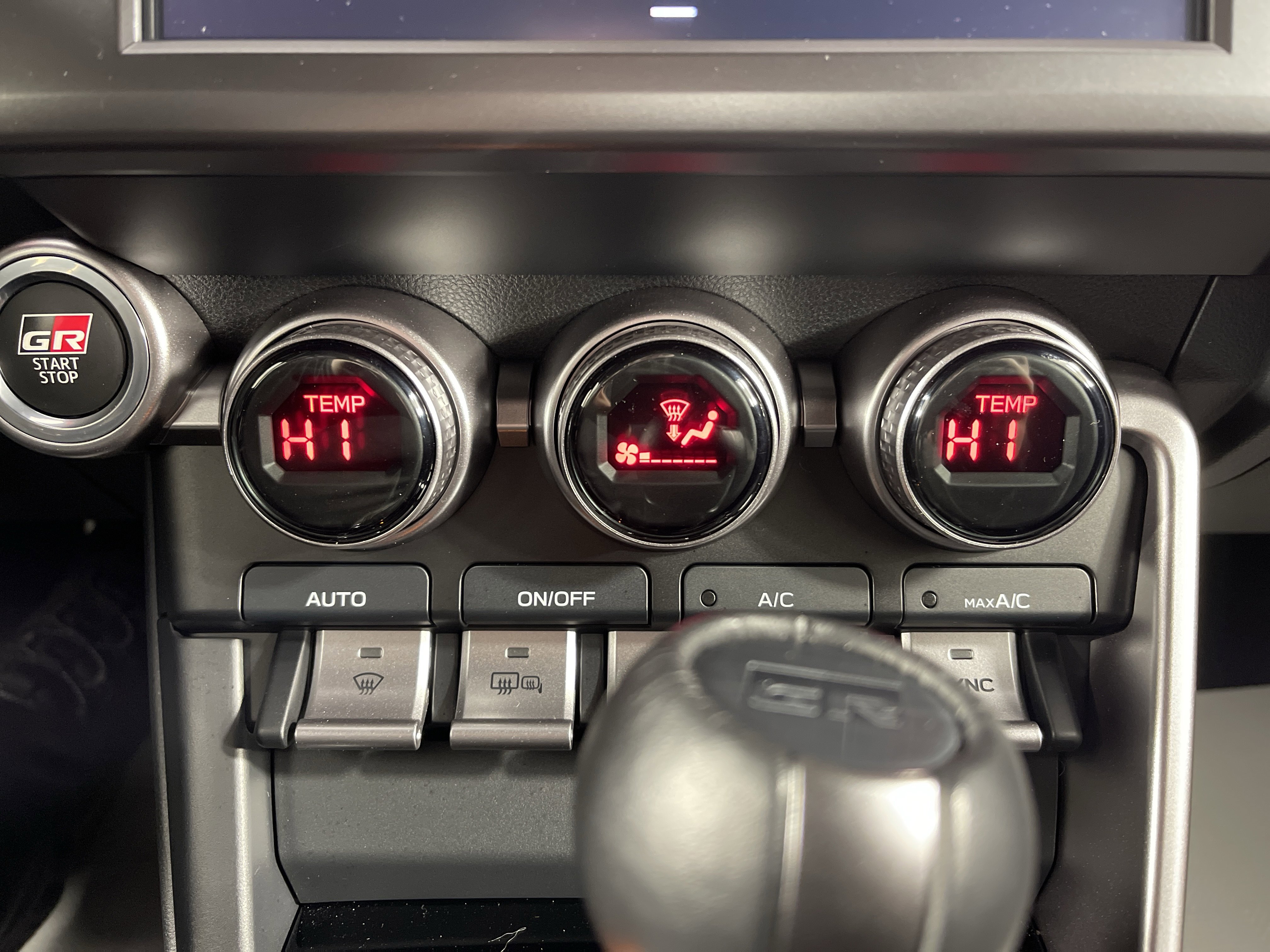 Used 2025 Toyota GR86 Premium w/ ALL Weather Mat Package (TMS) image 23