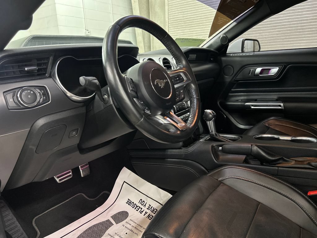 Used 2019 Ford Mustang Premium w/ Equipment Group 201A RWD image 4