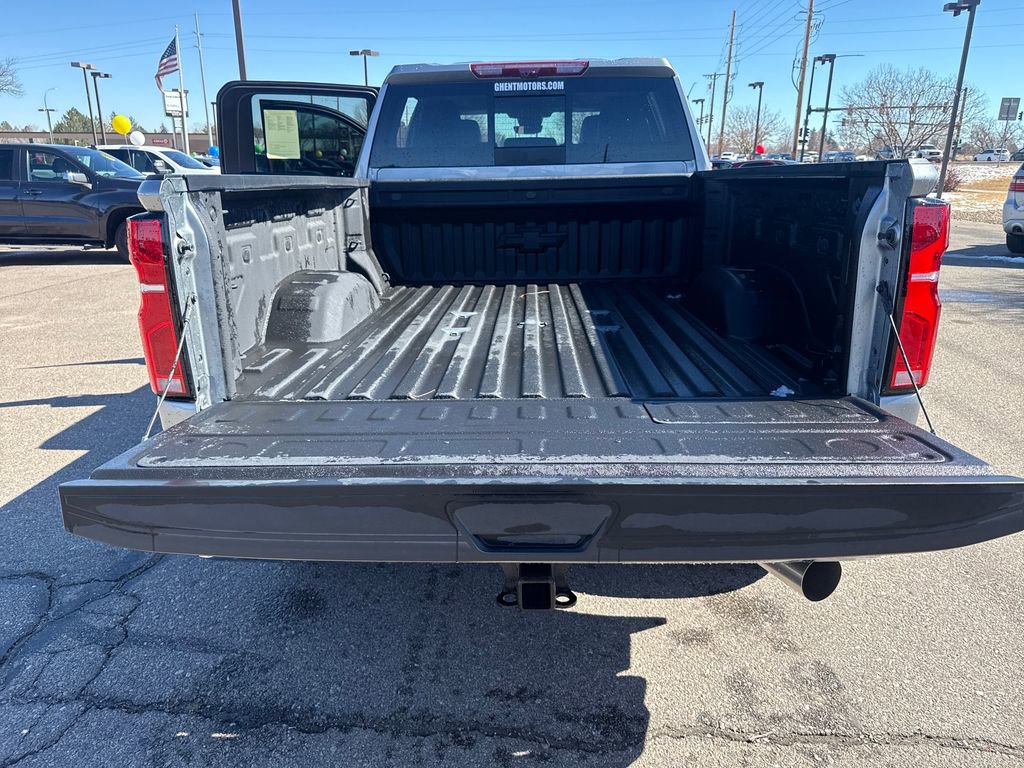 Used 2025 Chevrolet Silverado 2500 LTZ w/ LTZ Premium Package image 24