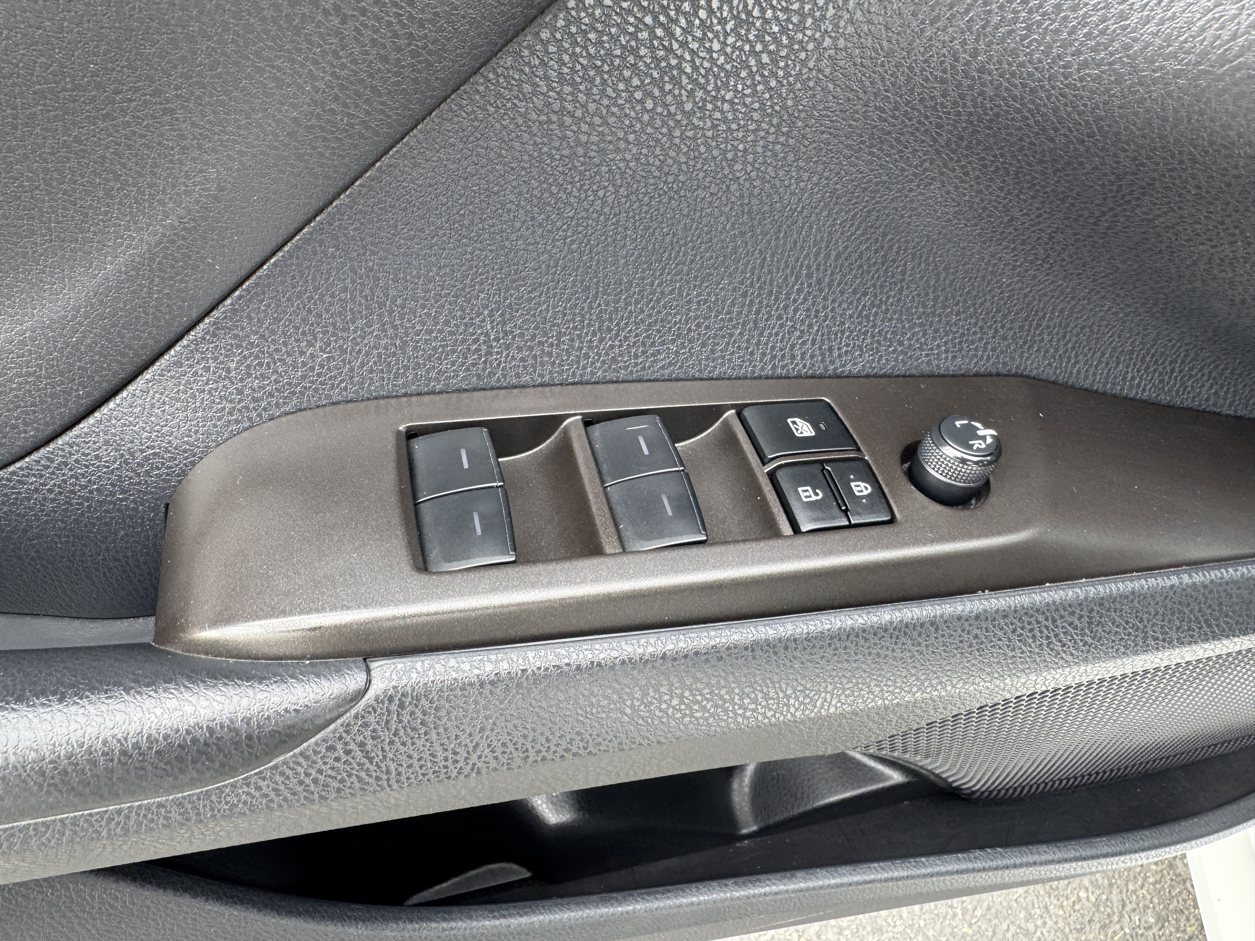 Used 2023 Toyota Camry LE image 11