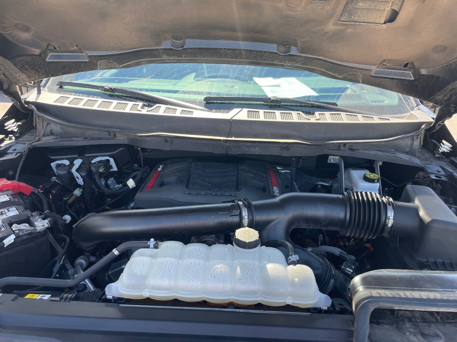 Certified 2025 Ford F150 Raptor image 31