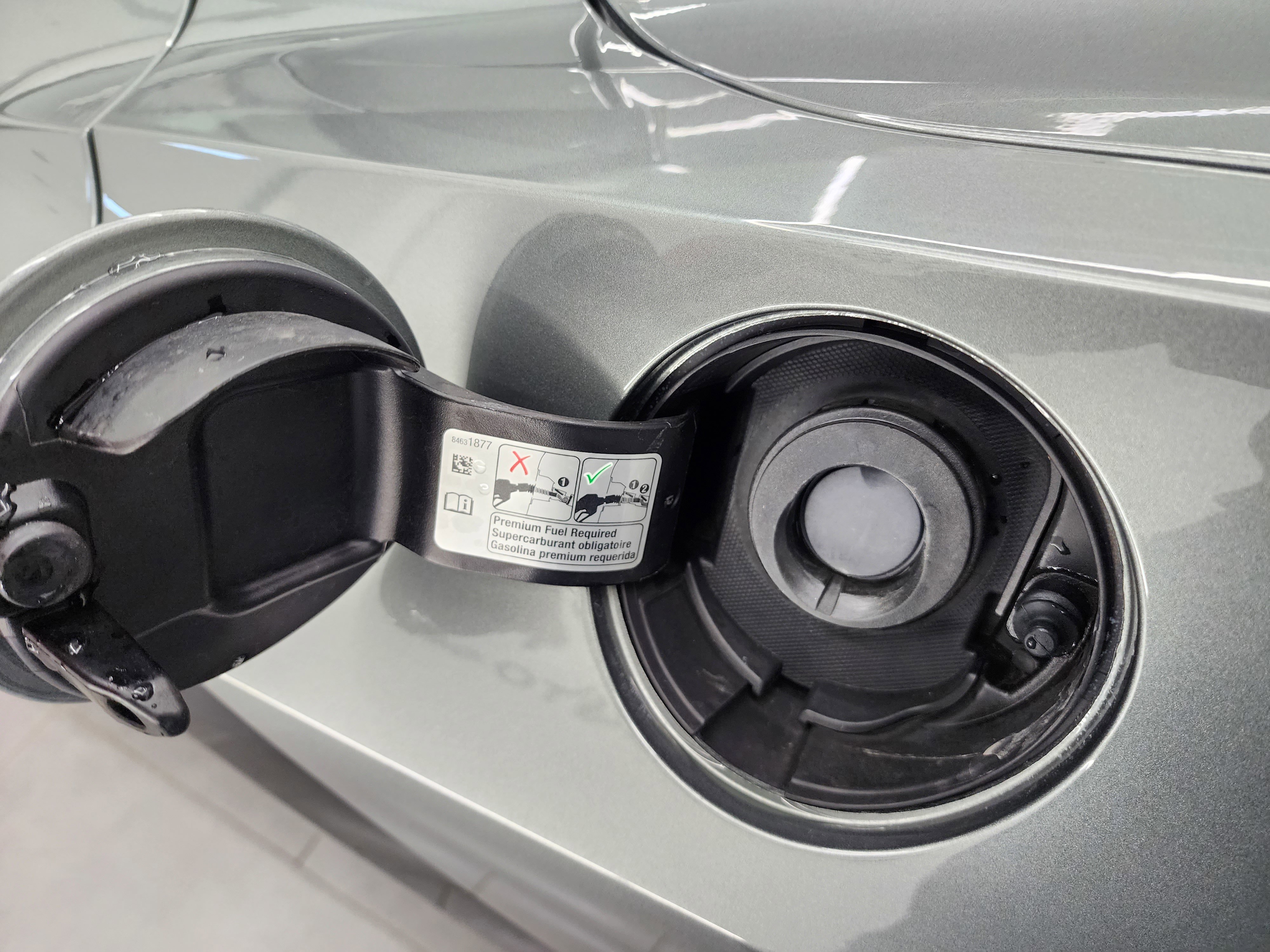 Used 2022 Chevrolet Corvette Stingray Premium Conv w/ Z51 Performance Package image 30