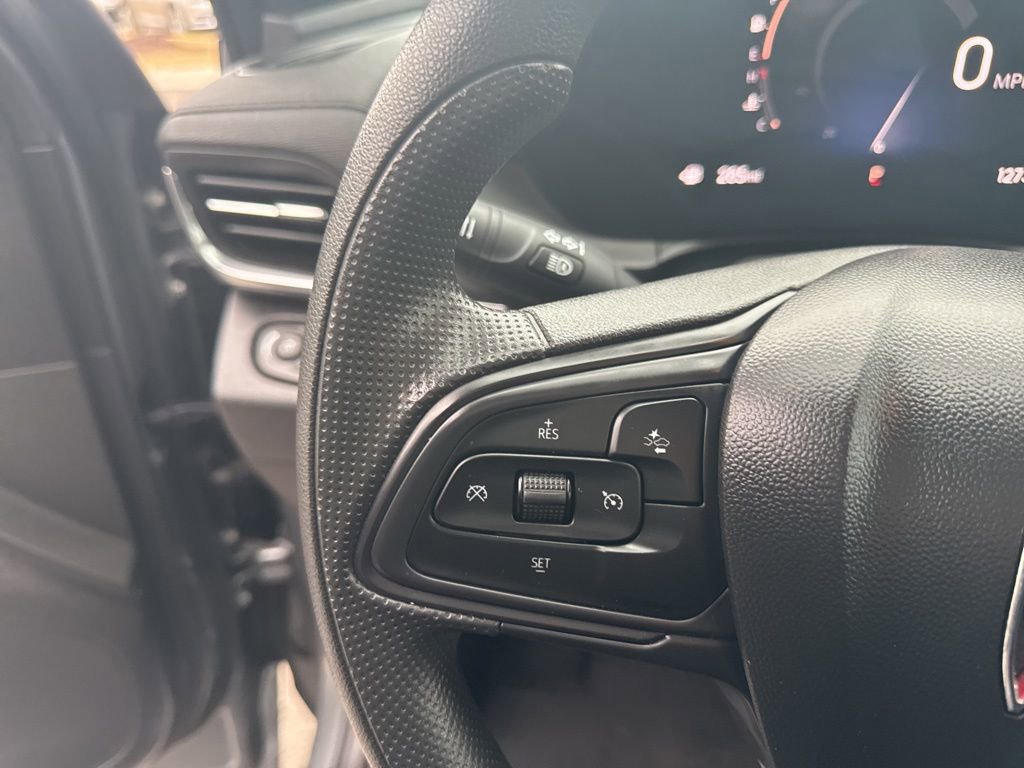 Used 2024 Buick Envista Preferred image 15