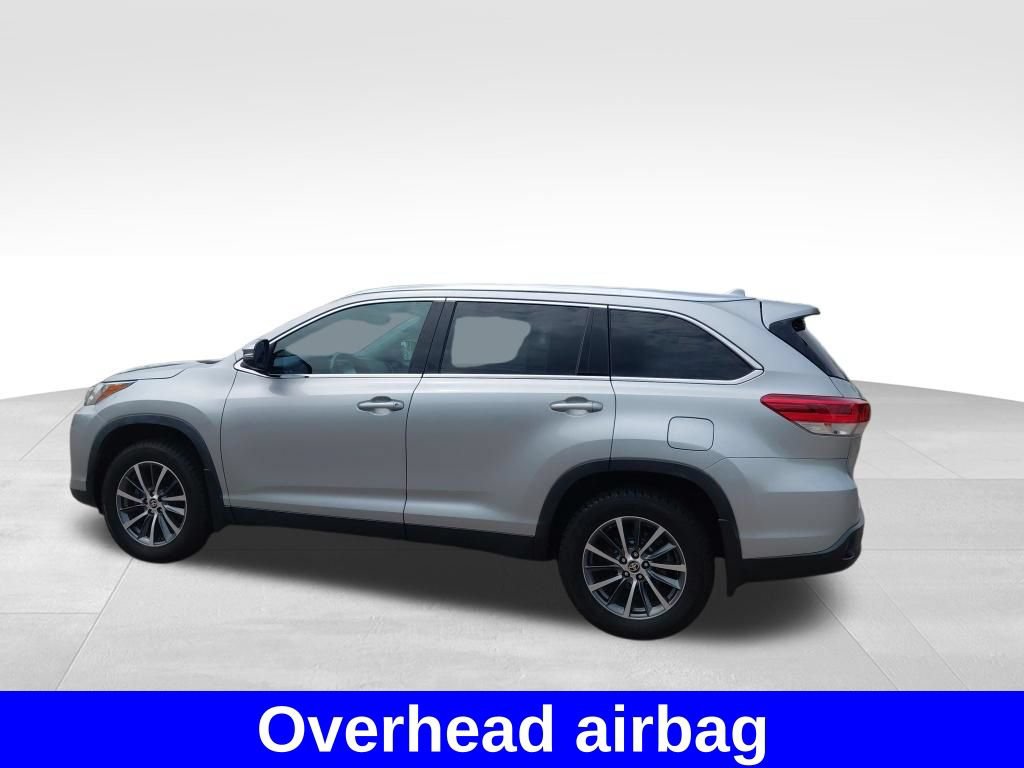Used 2019 Toyota Highlander XLE AWD/4WD image 20