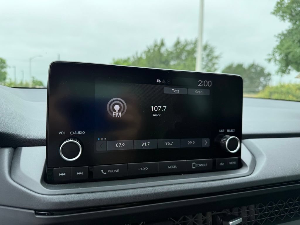 Used 2025 Honda Accord SE image 17