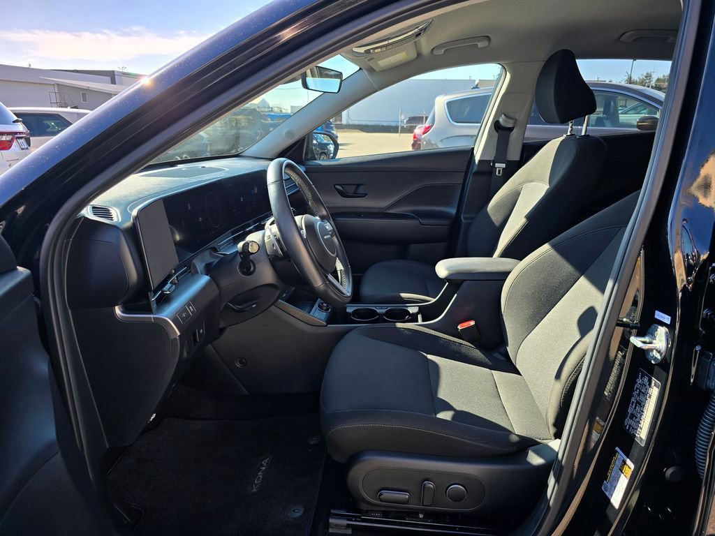 Used 2024 Hyundai Kona SEL FWD image 17